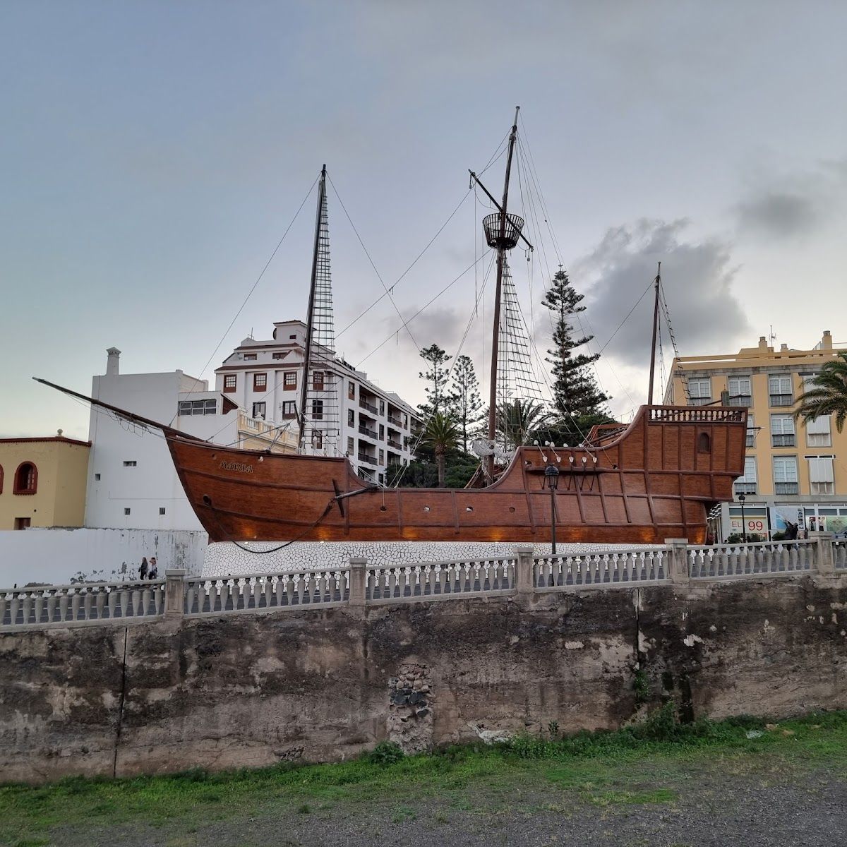 Que ver en Santa Cruz de la Palma - Museo Naval - Barco de la Virgen