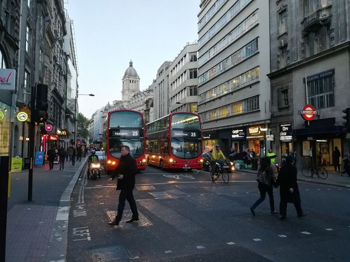 Calle principal en Londres